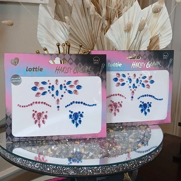 New 4pc Harley Quinn Face Gems Toxic Love / Pouts & Pigtails By Lottie London - Picture 12 of 17